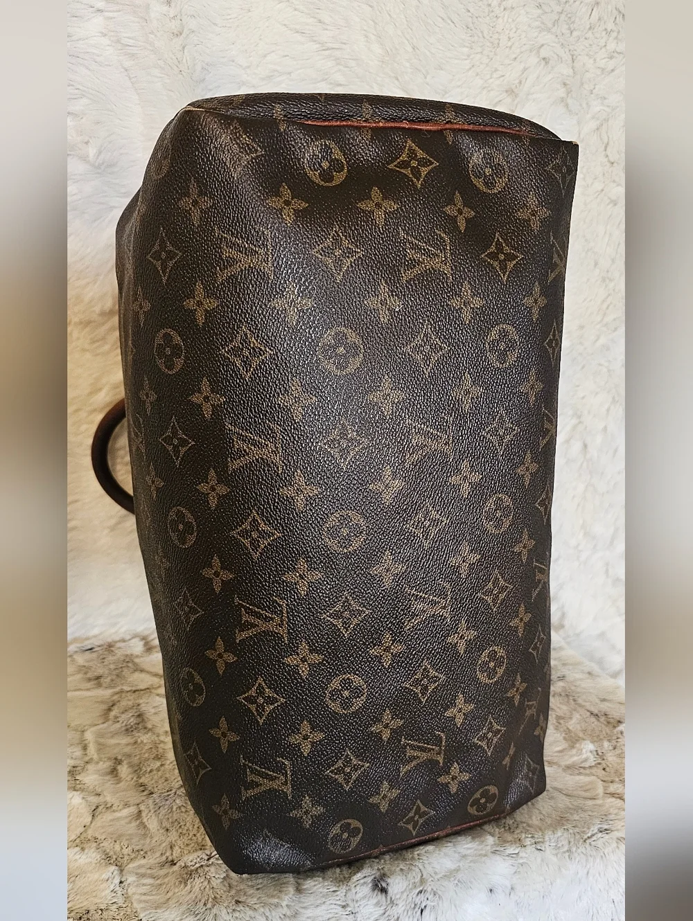 Louis Vuitton Monogram Canvas Speedy 35 - Picture 8 of 16